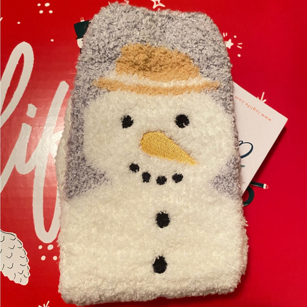 Lug Snowman Fuzzy Socks. NWT
